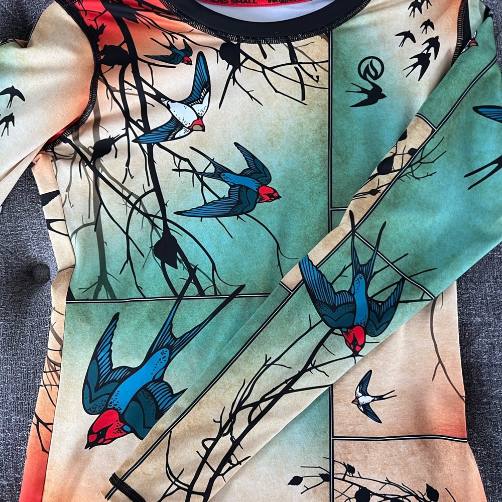 Inknburn Rare Flight Pullover NWT gorgeous and bright.